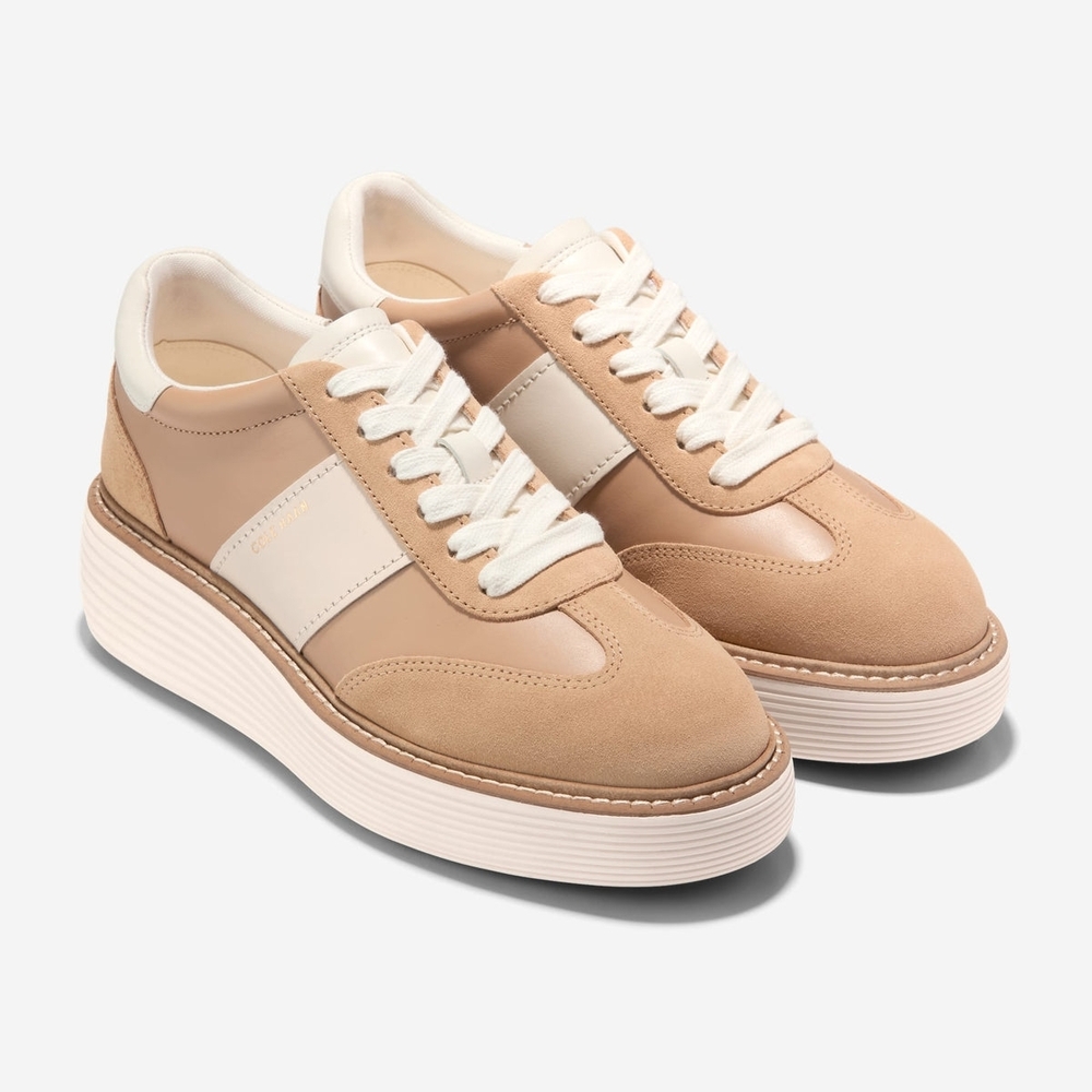 Cole Haan White Canvas Sneaker Interior